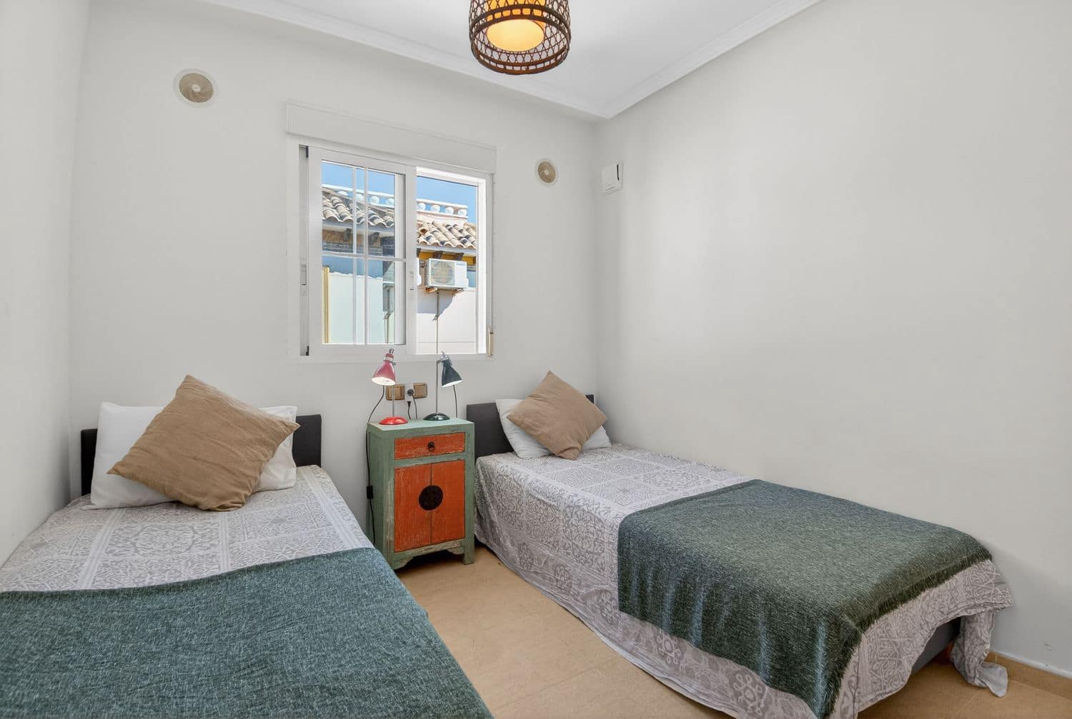 3 Zimmer Haus zu verkaufen in Orihuela Costa mit Pool Garage - 229.000 € (Ref: 9721093)