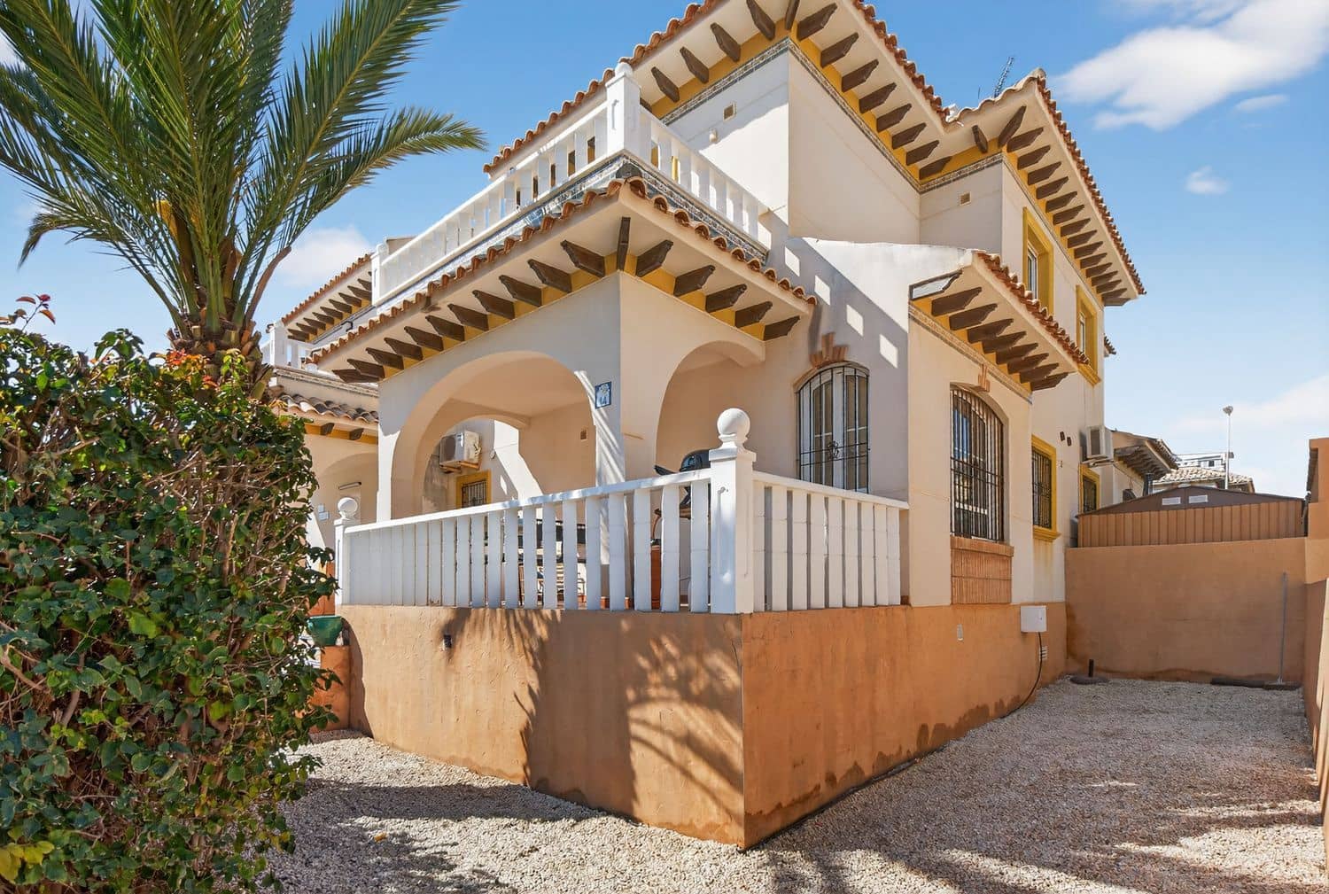 3 Zimmer Haus zu verkaufen in Orihuela Costa mit Pool Garage - 229.000 € (Ref: 9721093)