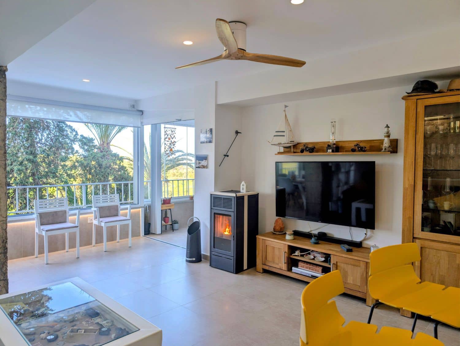 2 bedroom Apartment for sale in Punta Prima with garage - € 284,900 (Ref: 9737977)