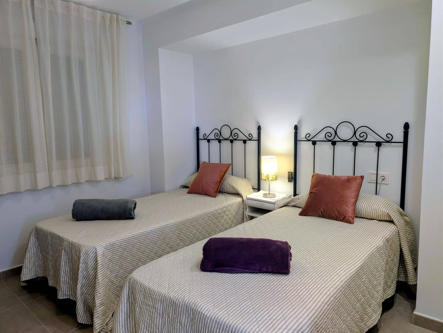 2 bedroom Apartment for sale in Punta Prima with garage - € 284,900 (Ref: 9737977)