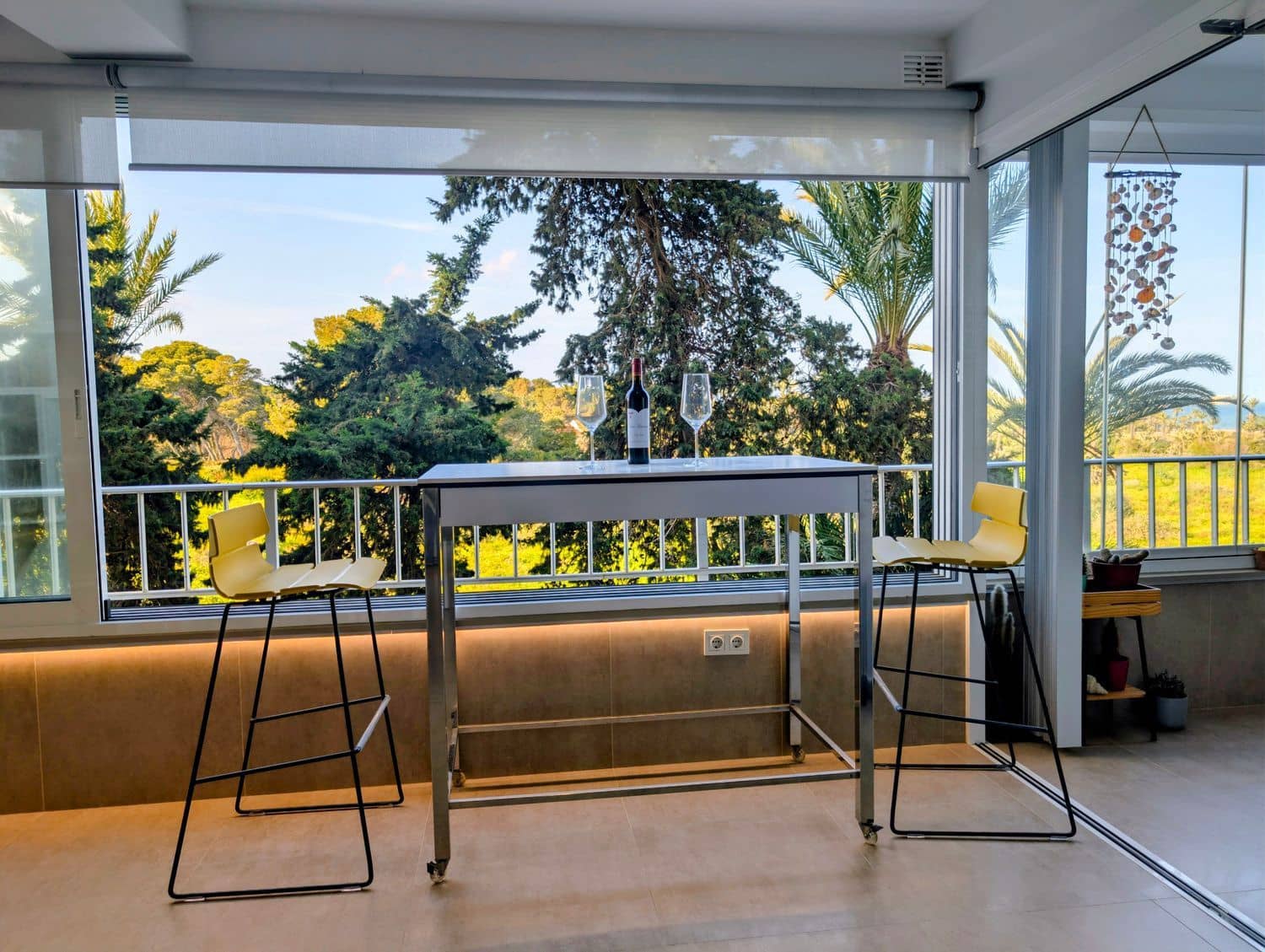 2 bedroom Apartment for sale in Punta Prima with garage - € 284,900 (Ref: 9737977)