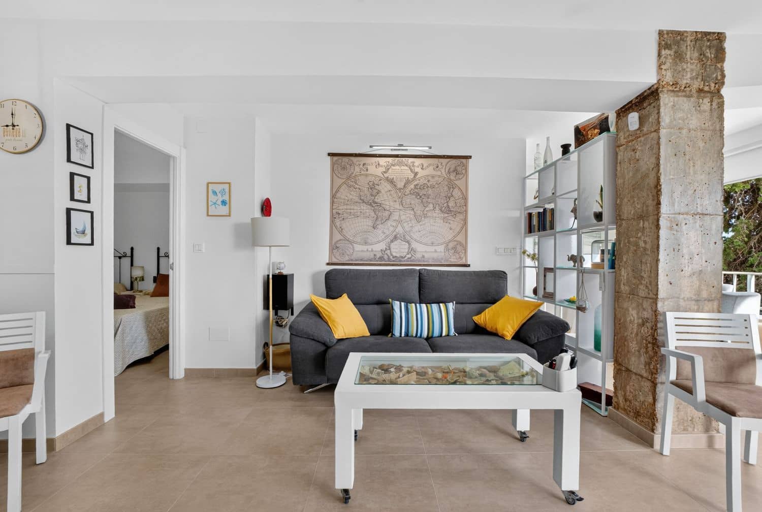 2 bedroom Apartment for sale in Punta Prima with garage - € 284,900 (Ref: 9737977)