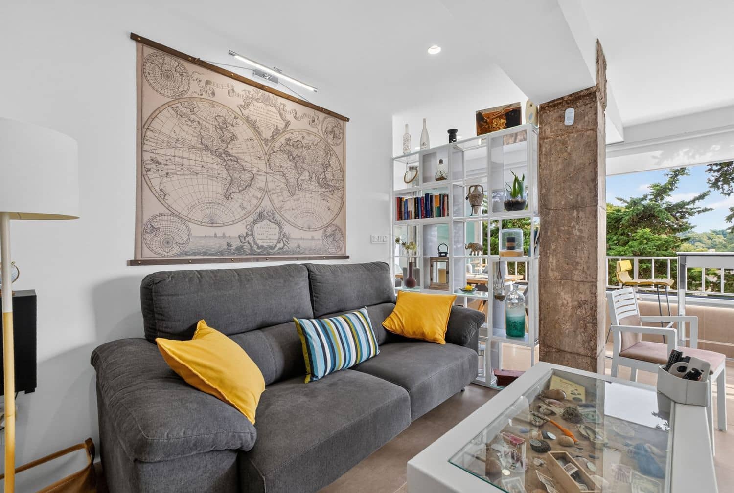 2 bedroom Apartment for sale in Punta Prima with garage - € 284,900 (Ref: 9737977)