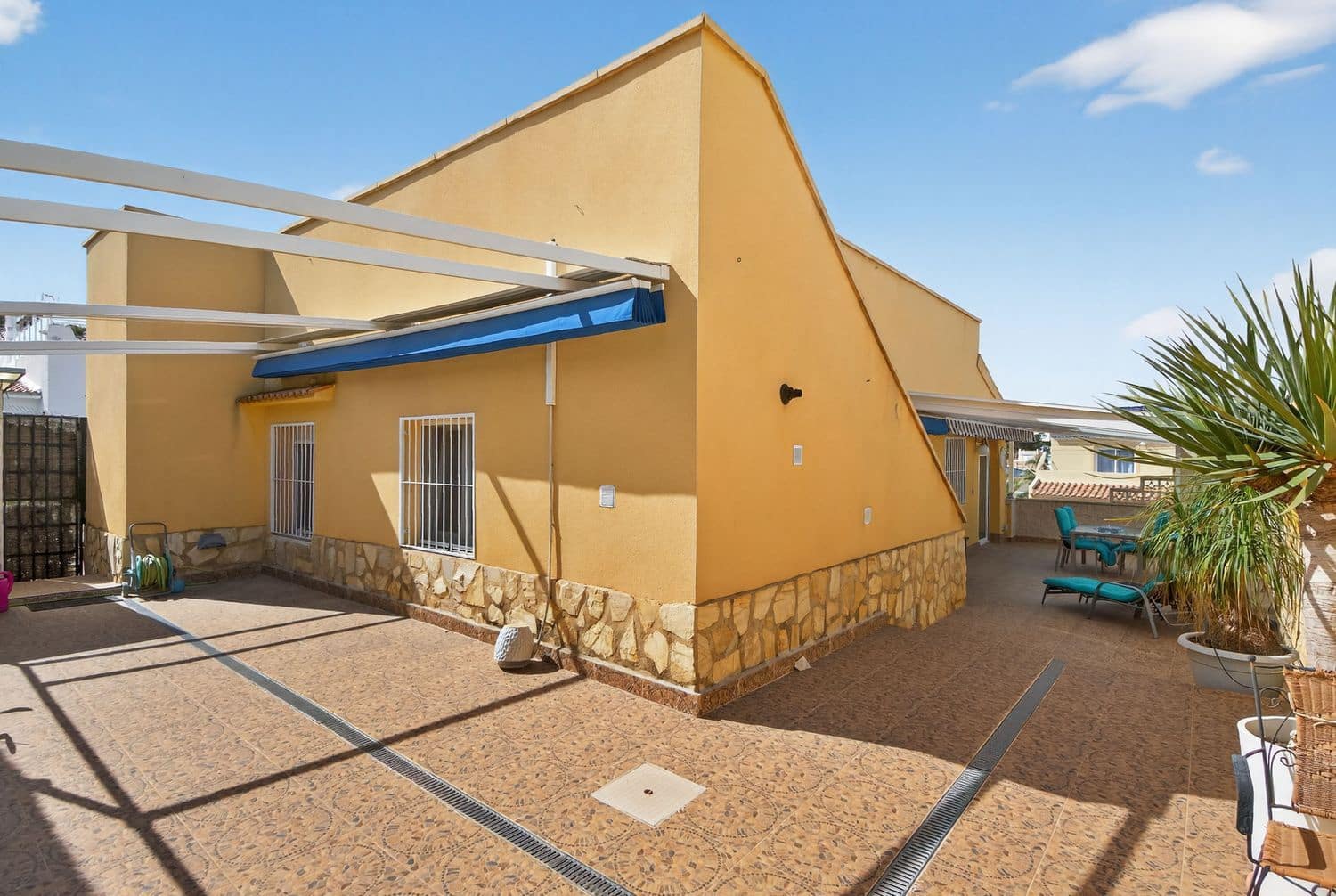 3 sypialnia Willa na sprzedaż w San Miguel de Salinas z garażem - 329 500 € (Ref: 9755088)