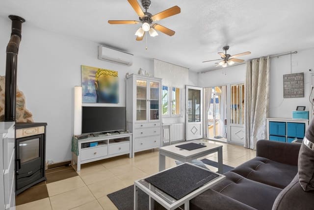 3 sypialnia Willa na sprzedaż w Blue Lagoon z garażem - 329 500 € (Ref: 9755088)