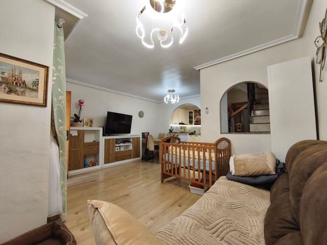 3 chambre Maison de Ville à vendre à Aguas Nuevas, Torrevieja avec piscine garage - 249 900 € (Ref: 9761577)