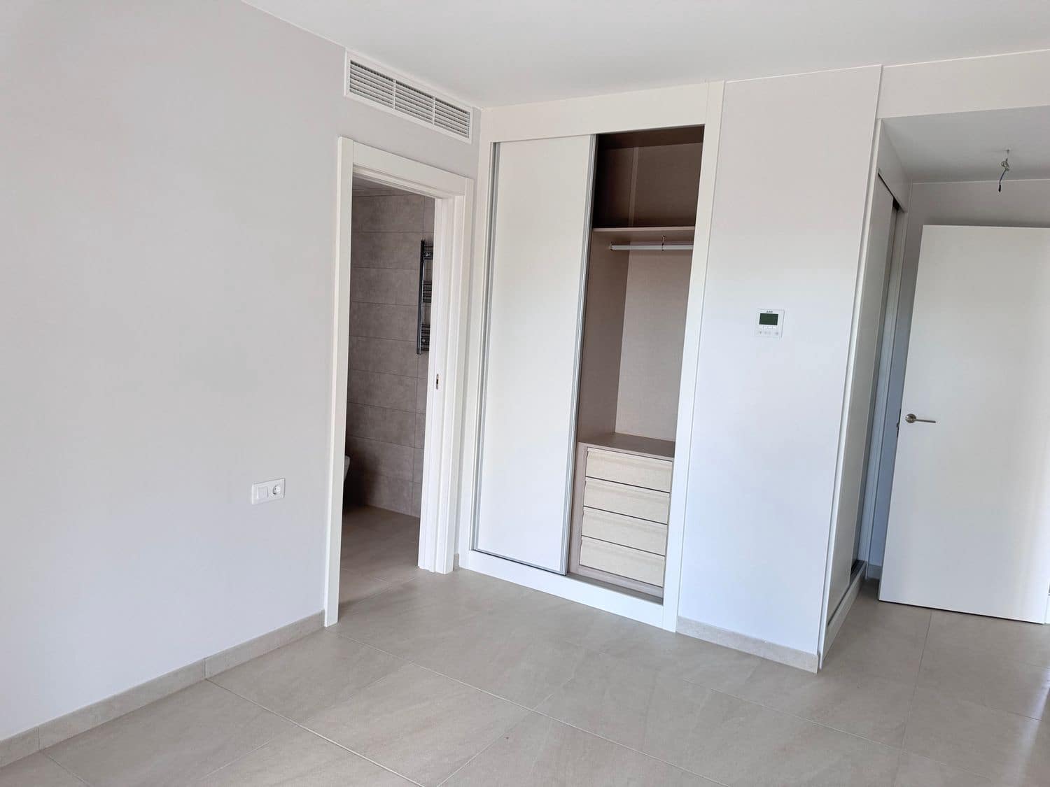 3 bedroom Apartment for sale in Playa Flamenca with pool garage - € 522,000 (Ref: 9780001)