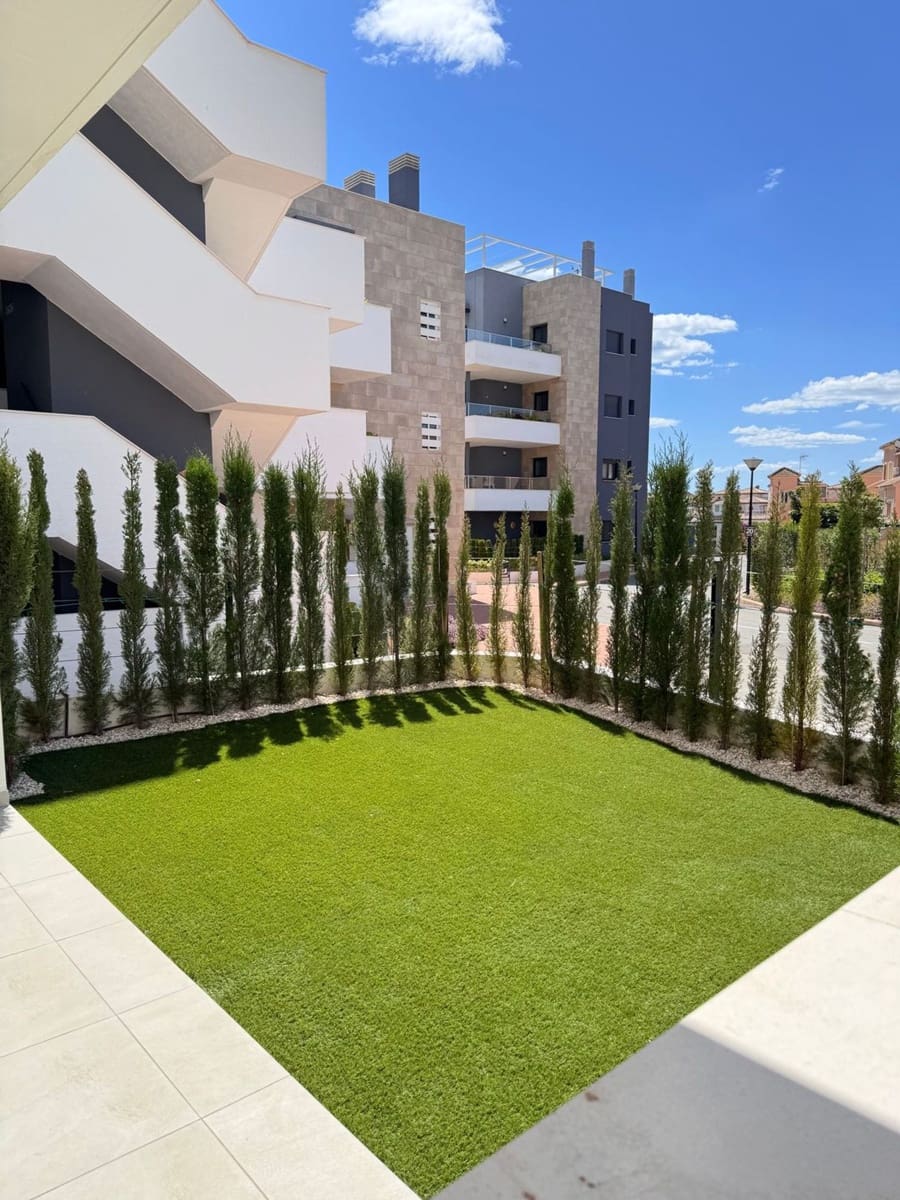 3 bedroom Apartment for sale in Playa Flamenca with pool garage - € 522,000 (Ref: 9780001)