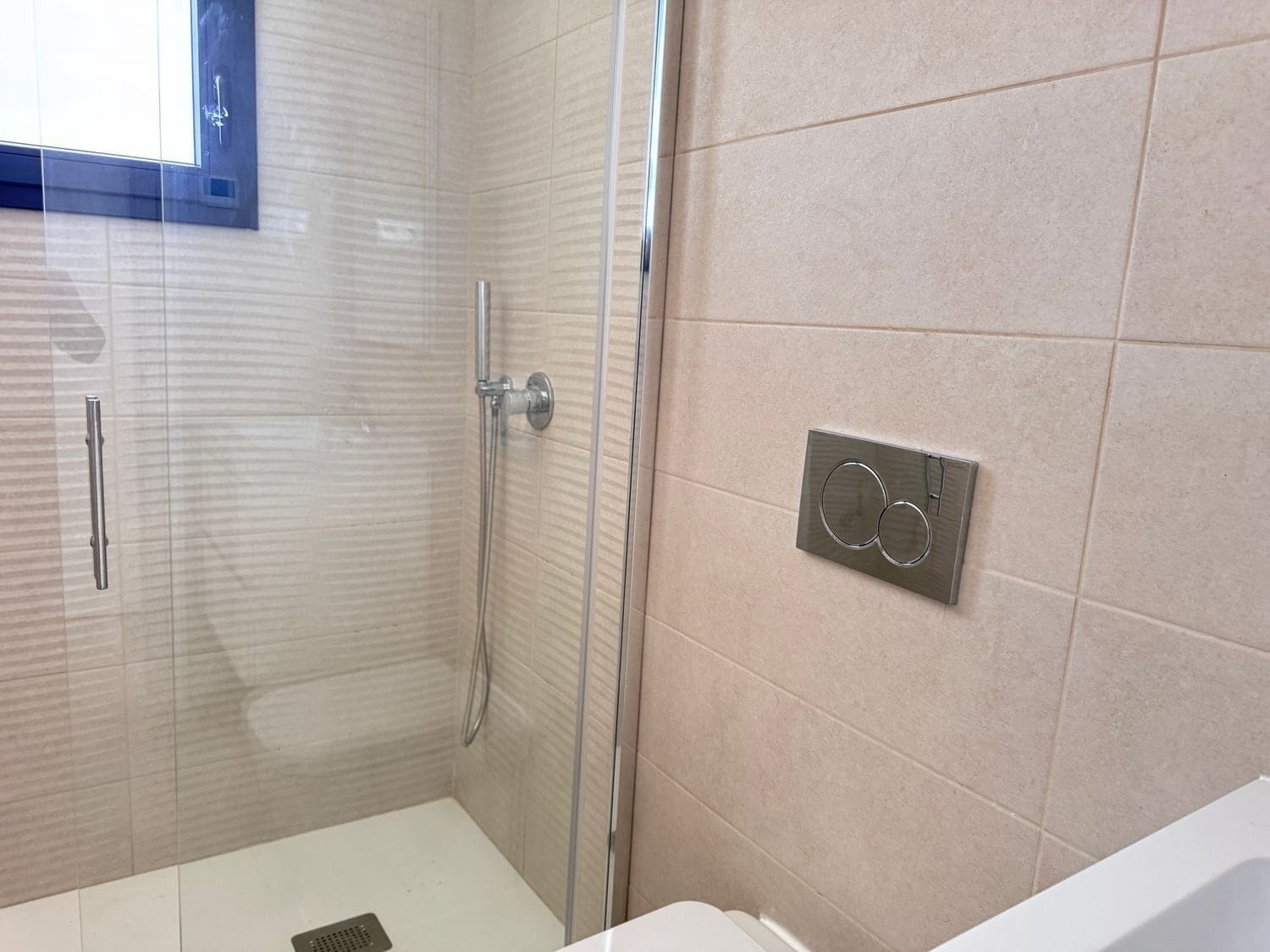 3 bedroom Apartment for sale in Playa Flamenca with pool garage - € 522,000 (Ref: 9780001)