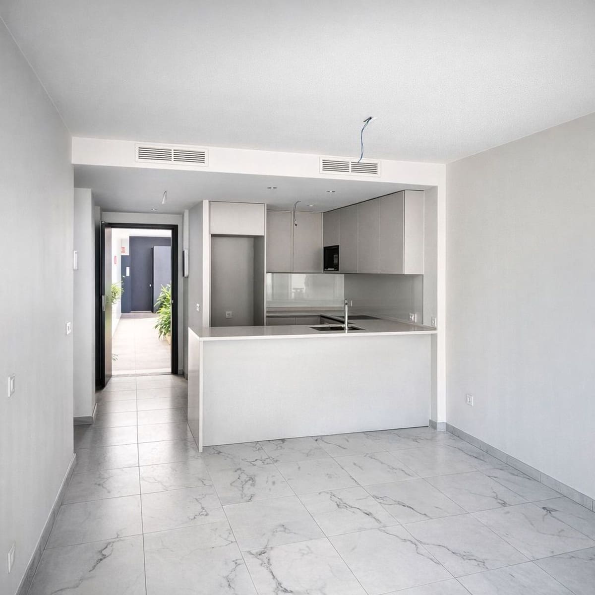 1 slaapkamer Appartement te koop in Torrevieja met zwembad garage - € 260.000 (Ref: 9793923)