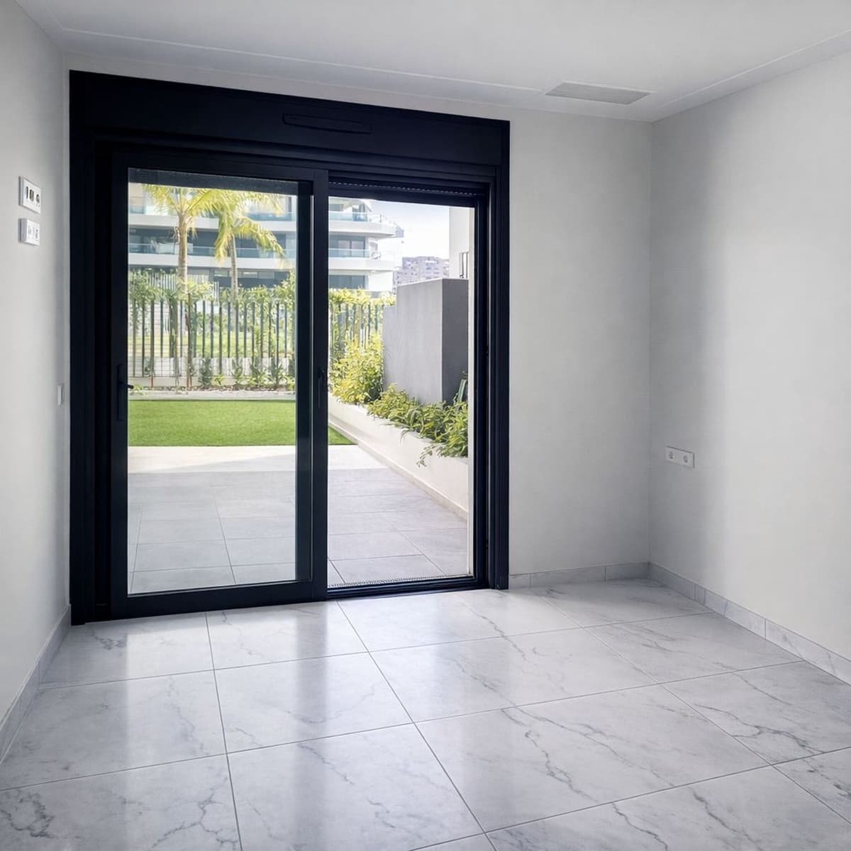 1 slaapkamer Appartement te koop in Torrevieja met zwembad garage - € 260.000 (Ref: 9793923)