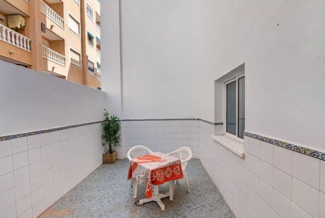 2 Zimmer Apartment zu verkaufen in Playa del Cura, Torrevieja mit Garage - 159.900 € (Ref: 9813629)