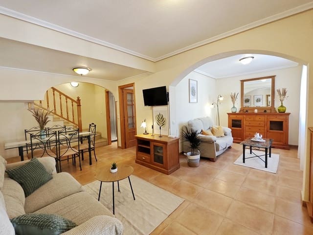 2 sypialnia Dom na sprzedaż w Los Balcones - Los Altos, Orihuela z basenem garażem - 190 000 € (Ref: 9813631)