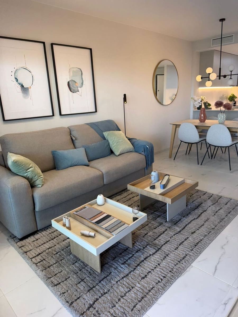 2 soveværelse Lejlighed til salg i Torrevieja med swimmingpool garage - € 351.000 (Ref: 9819900)