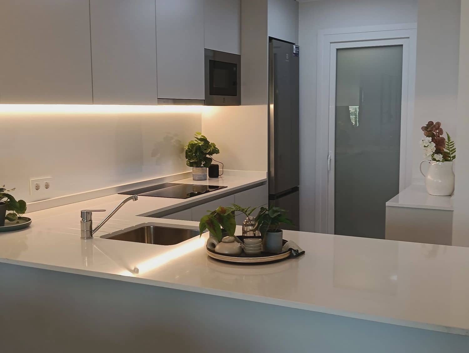 2 soveværelse Lejlighed til salg i Torrevieja med swimmingpool garage - € 351.000 (Ref: 9819900)