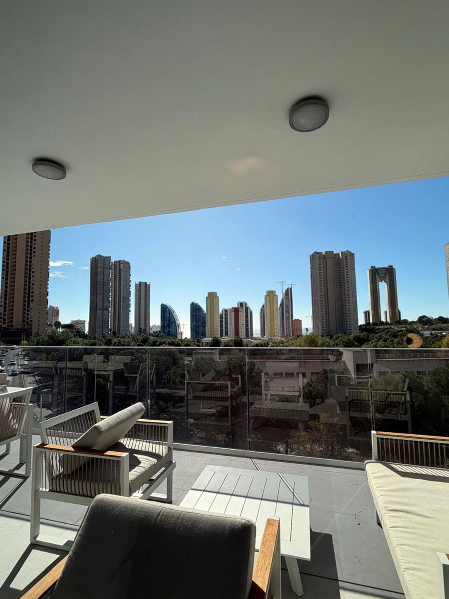 3 soveværelse Lejlighed til salg i Benidorm med swimmingpool garage - € 585.000 (Ref: 9819901)