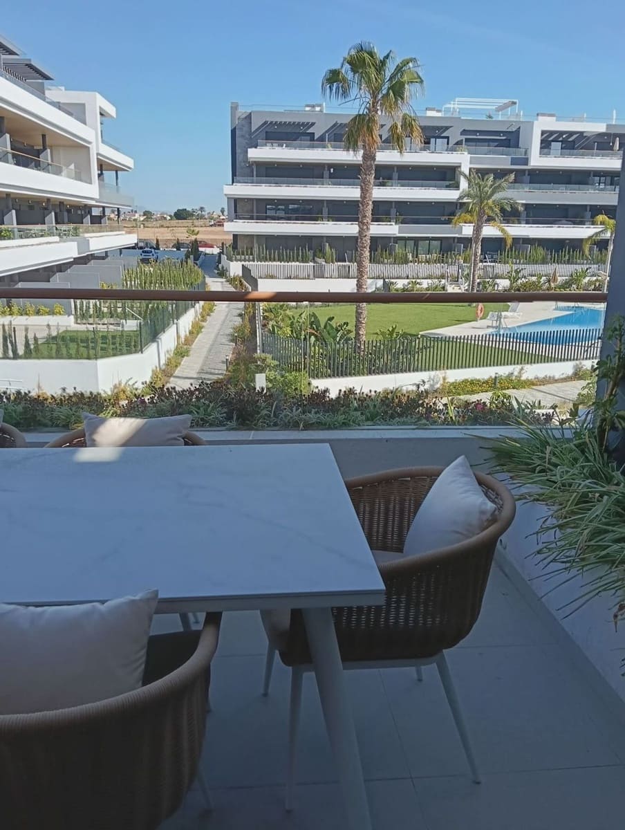 3 bedroom Apartment for sale in Torrevieja with pool garage - € 431,000 (Ref: 9824344)