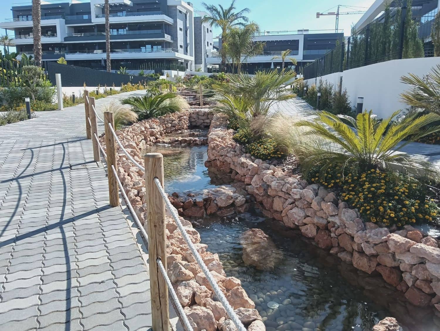 3 bedroom Apartment for sale in Torrevieja with pool garage - € 431,000 (Ref: 9824344)