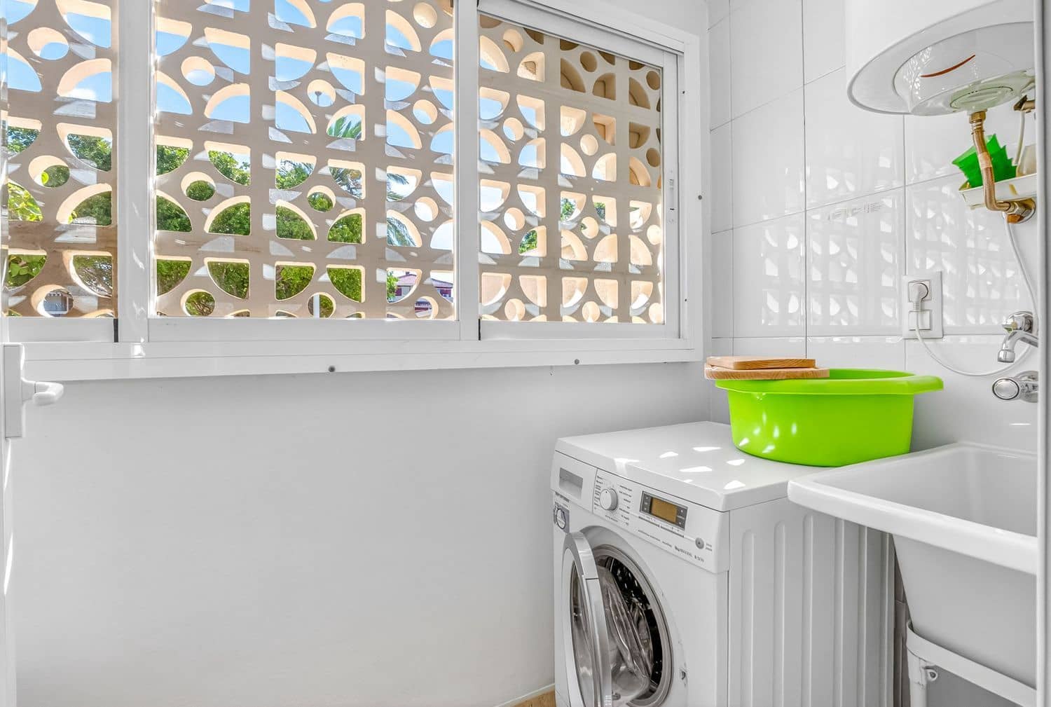 Casa de 3 habitaciones en Orihuela Costa en venta con piscina garaje - 269.900 € (Ref: 9859083)