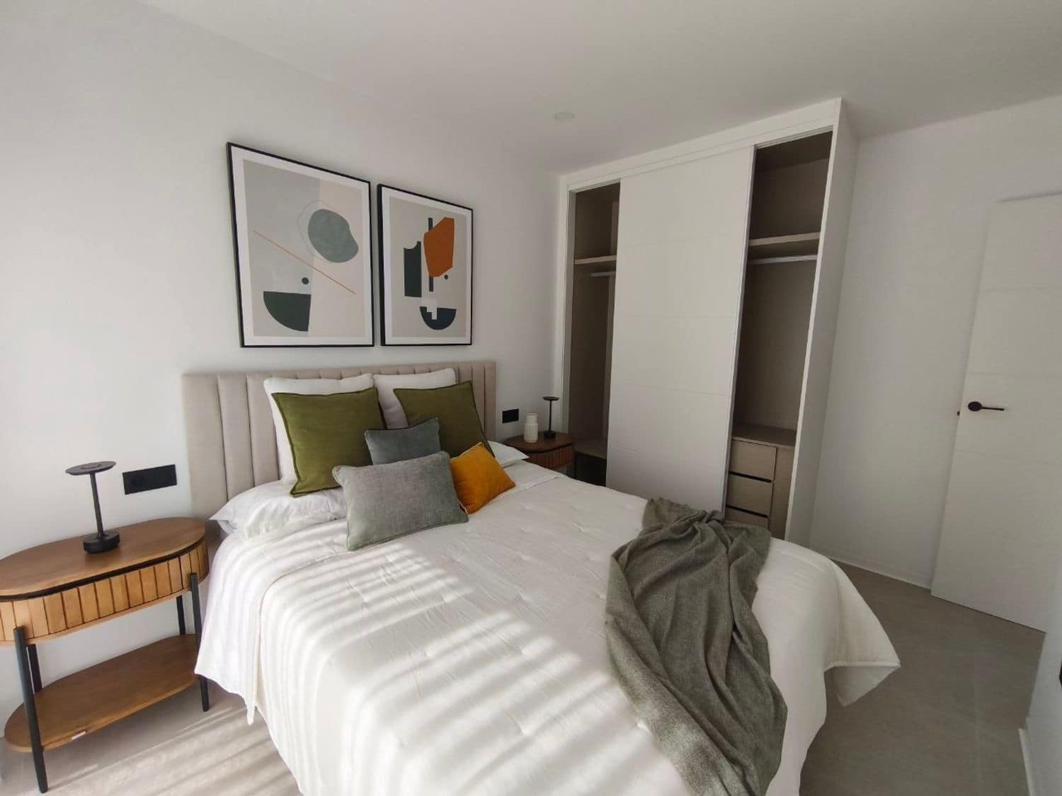 2 soverom Leilighet til salgs i Lo Pagan med svømmebasseng garasje - € 324 900 (Ref: 9891675)