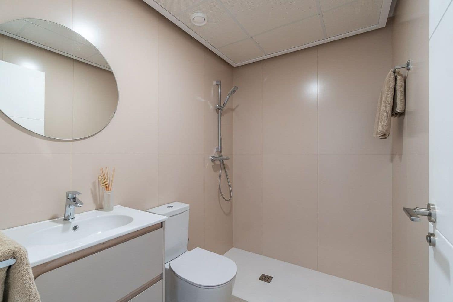 2 quarto Apartamento para venda em Playa Flamenca com piscina garagem - 325 000 € (Ref: 9898714)