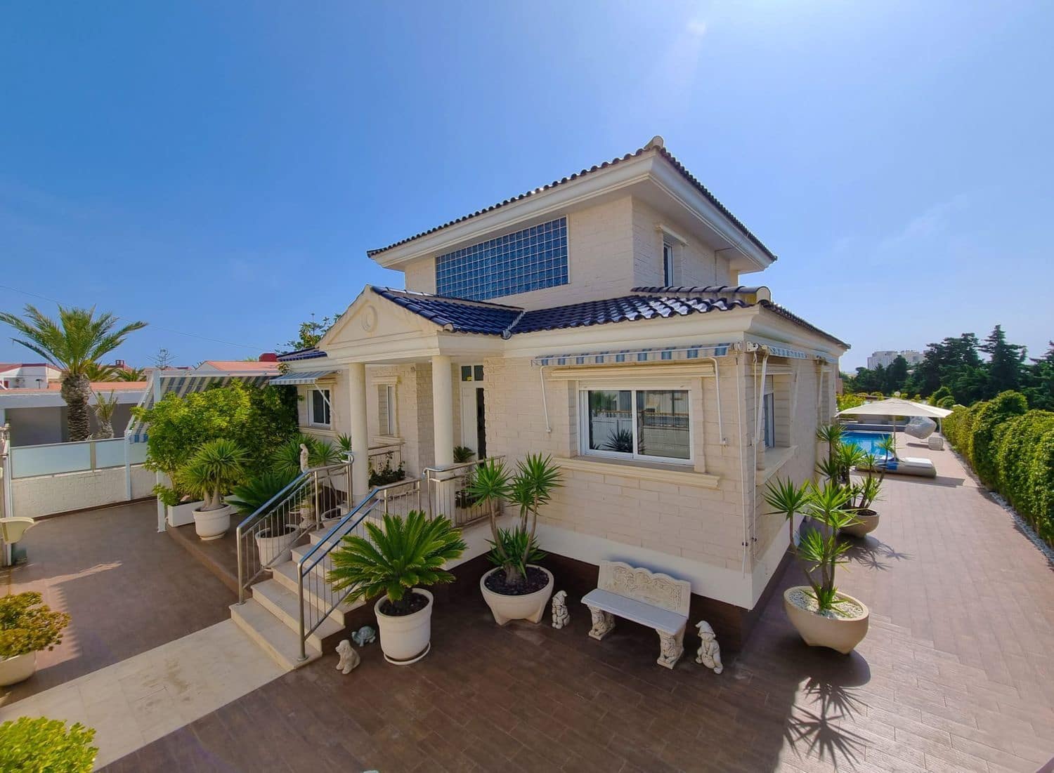 5 chambre Villa/Maison à vendre à La Mata avec piscine garage - 1 170 000 € (Ref: 9898715)