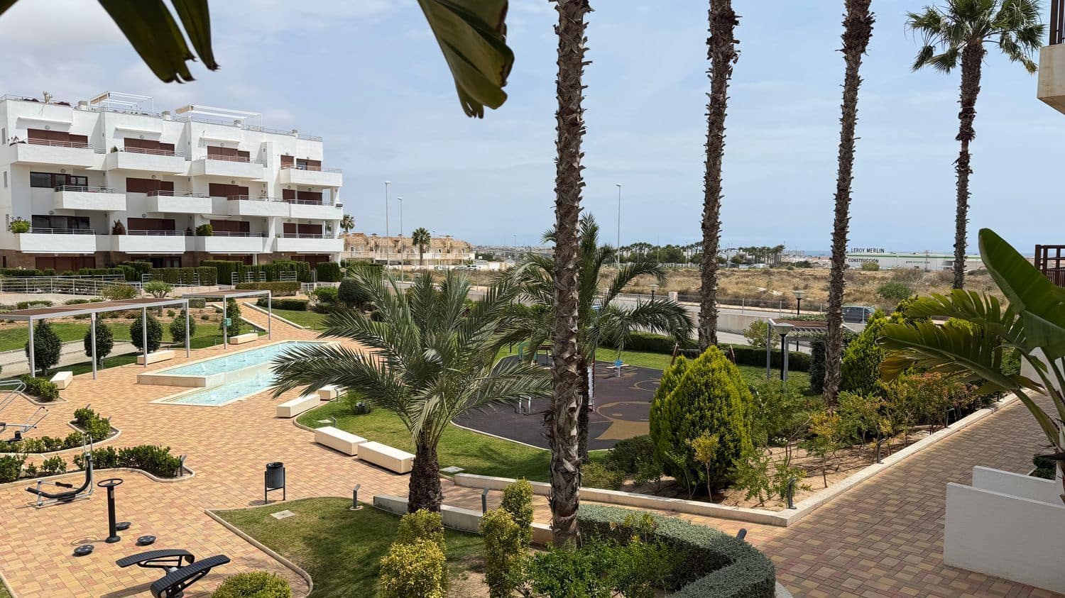 2 bedroom Apartment for sale in Orihuela Costa with pool garage - € 215,000 (Ref: 9902662)