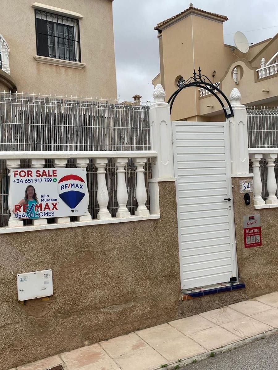 2 quarto Casa em Banda para venda em Filipinas com piscina garagem - 269 000 € (Ref: 9915212)