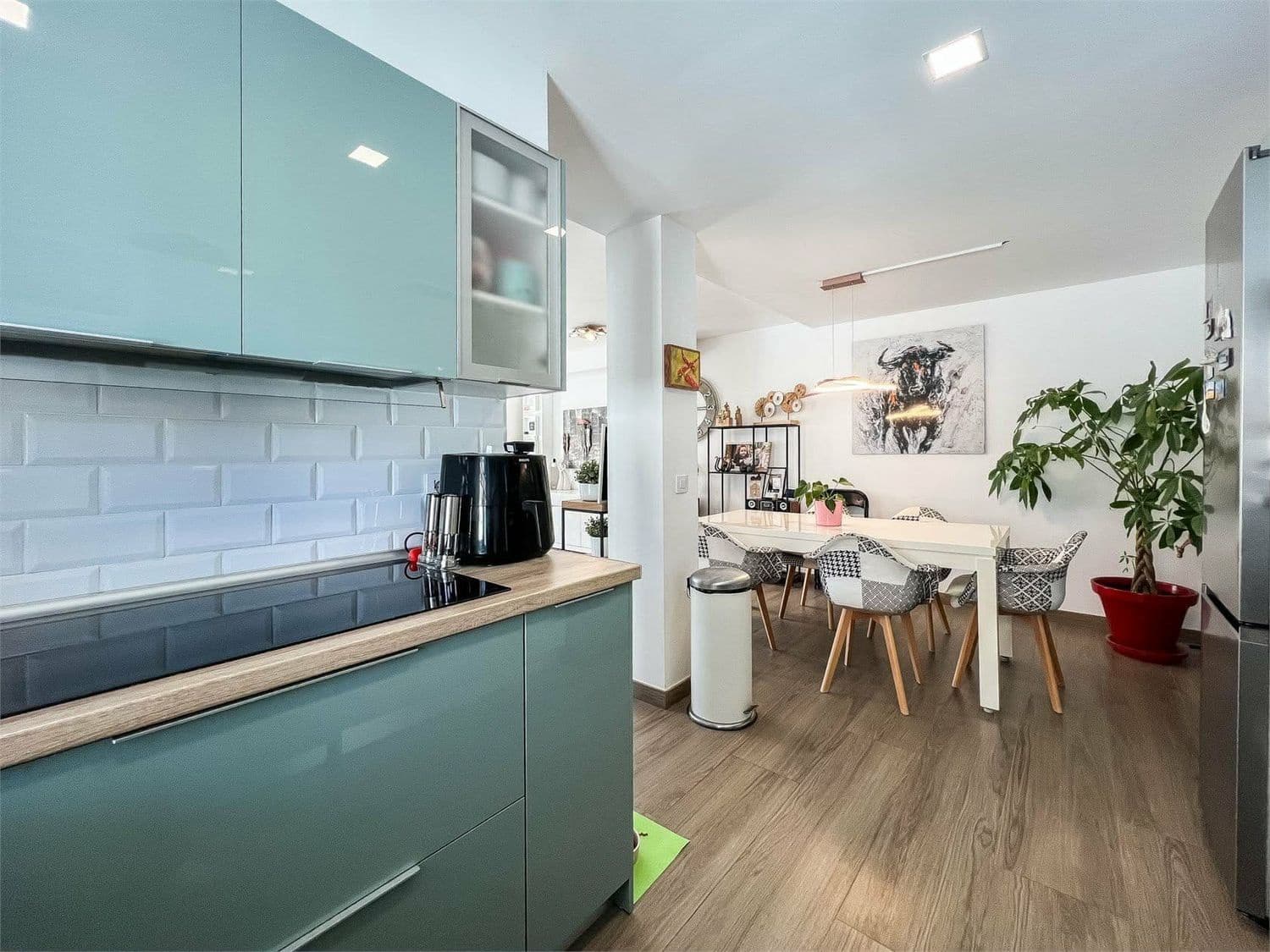 2 quarto Casa em Banda para venda em Filipinas com piscina garagem - 269 000 € (Ref: 9915212)