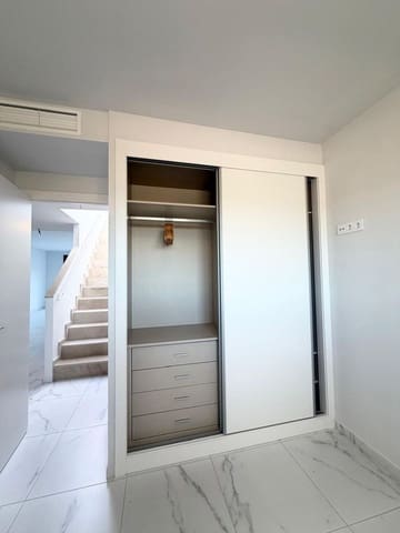 2 quarto Apartamento para venda em El Chaparral - La Siesta - La Torreta, Torrevieja com piscina garagem - 366 000 € (Ref: 9919338)