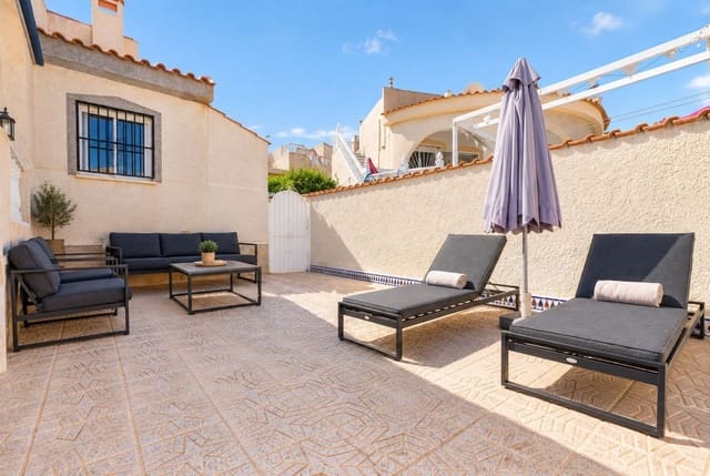 2 soveværelse Villa til salg i La Marquesa, Rojales med swimmingpool garage - € 189.900 (Ref: 9943282)