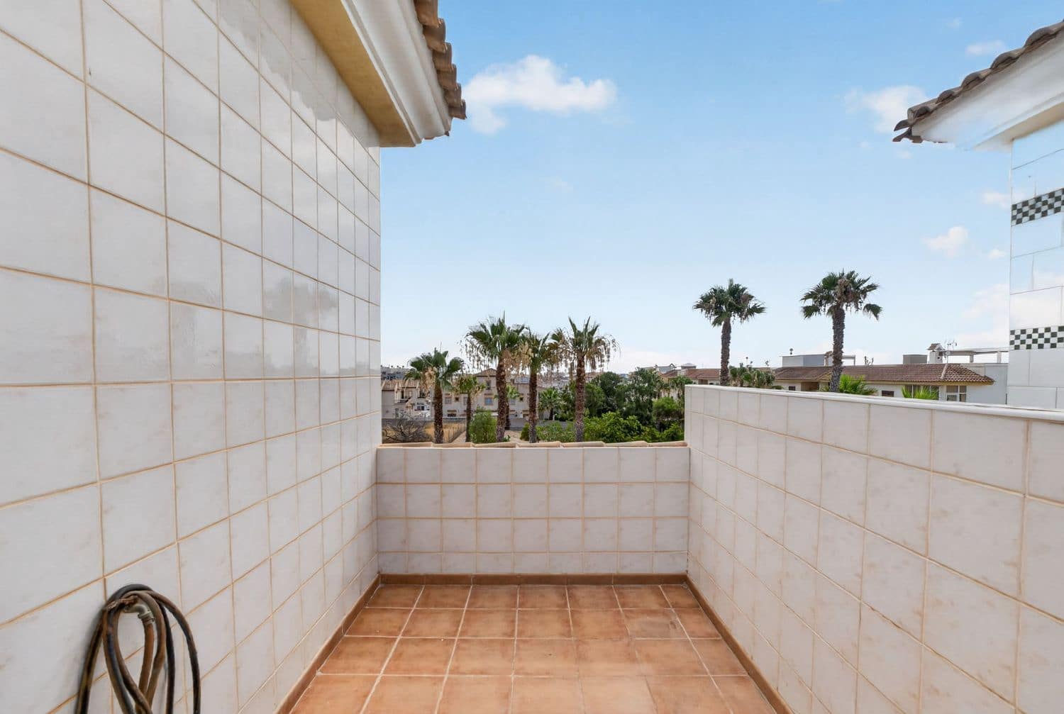 3 soverom Hus til salgs i Orihuela Costa med svømmebasseng garasje - € 210 000 (Ref: 9964576)