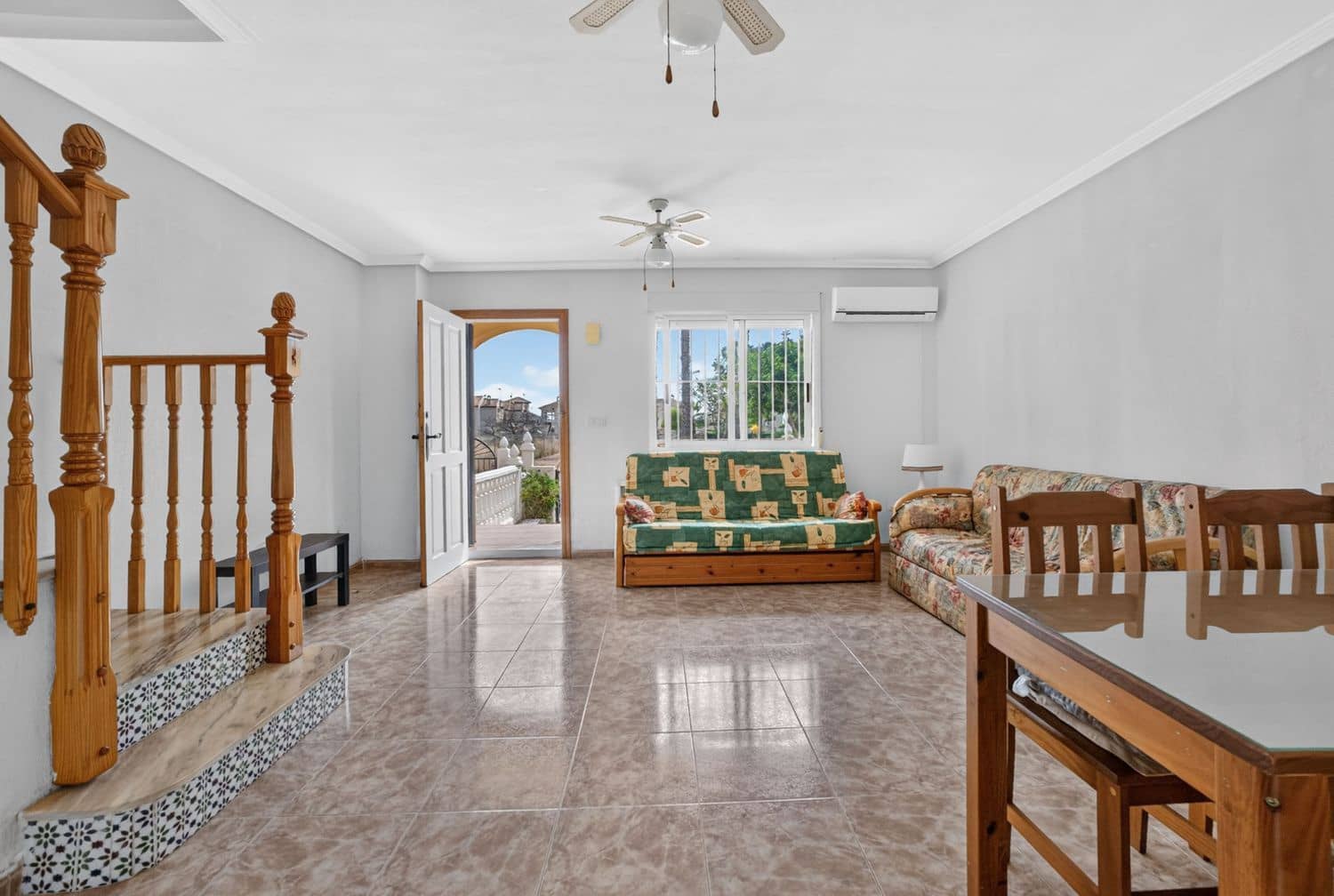 3 soverom Hus til salgs i Orihuela Costa med svømmebasseng garasje - € 210 000 (Ref: 9964576)