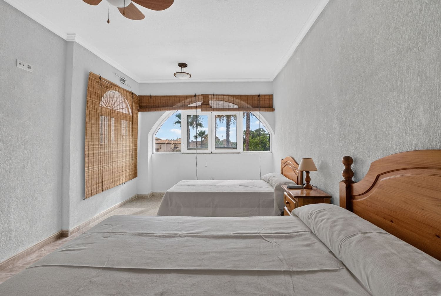 3 soverom Hus til salgs i Orihuela Costa med svømmebasseng garasje - € 210 000 (Ref: 9964576)