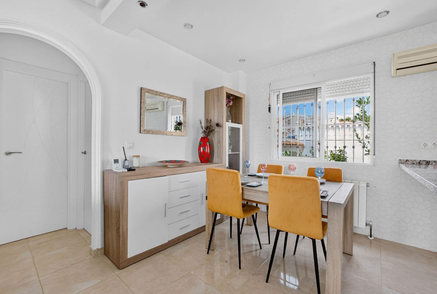 3 soverom Villa til salgs i San Miguel de Salinas med svømmebasseng garasje - € 344 900 (Ref: 9984242)