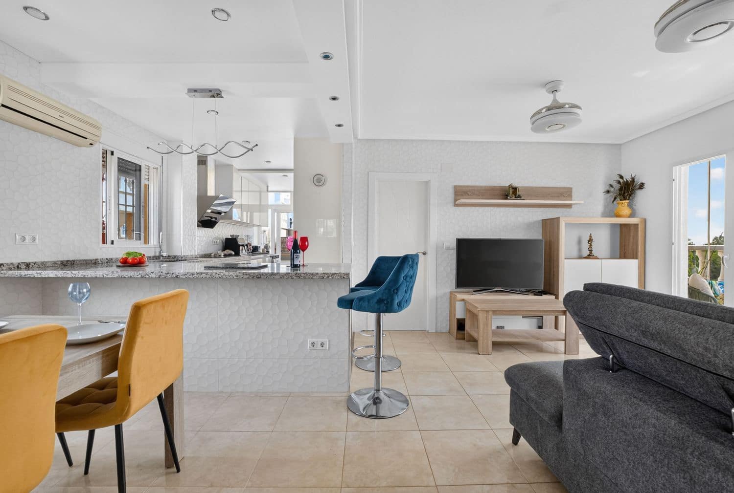 3 soverom Villa til salgs i San Miguel de Salinas med svømmebasseng garasje - € 344 900 (Ref: 9984242)