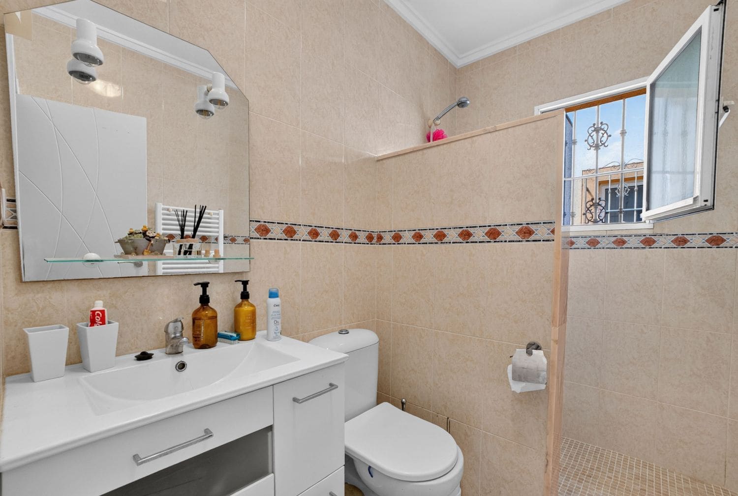 3 soverom Villa til salgs i San Miguel de Salinas med svømmebasseng garasje - € 344 900 (Ref: 9984242)