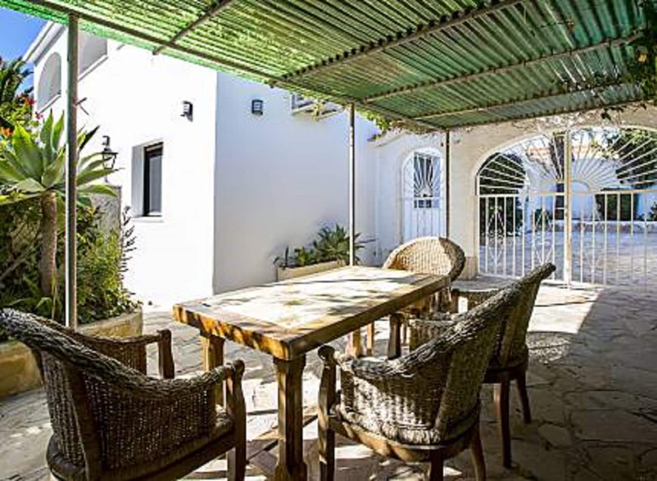 5 makuuhuone Huvila myytävänä paikassa Calpe / Calp mukana uima-altaan - 850 000 € (Ref: 9797687)