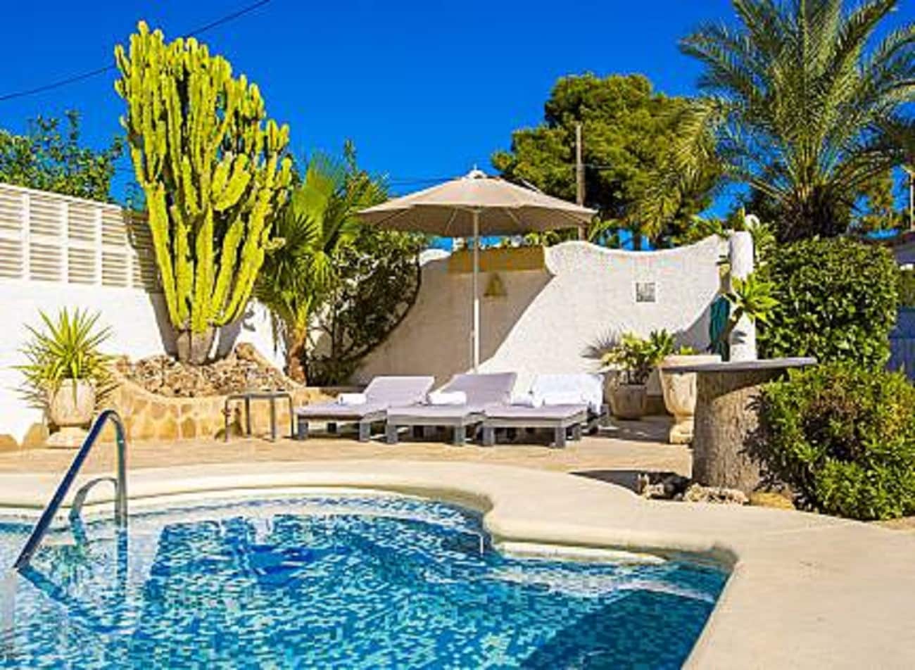 5 makuuhuone Huvila myytävänä paikassa Calpe / Calp mukana uima-altaan - 850 000 € (Ref: 9797687)