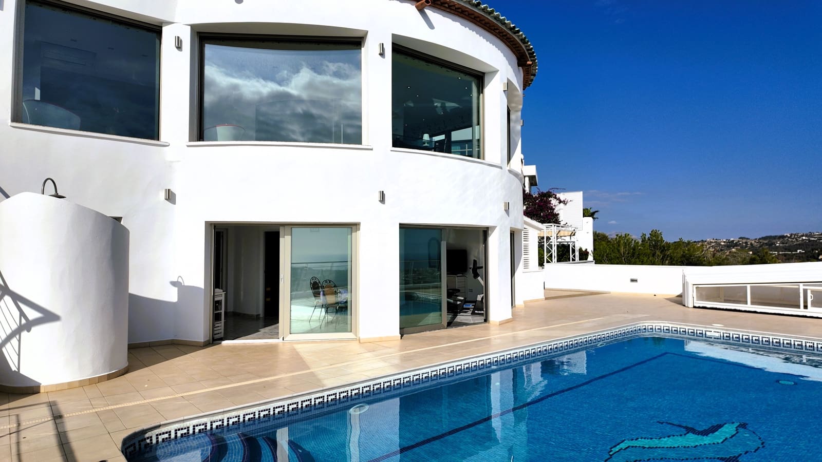 8 Zimmer Villa zu verkaufen in Calpe / Calp mit Pool Garage - 1.450.000 € (Ref: 9797711)