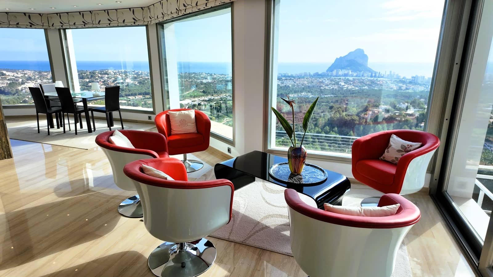 8 Zimmer Villa zu verkaufen in Calpe / Calp mit Pool Garage - 1.450.000 € (Ref: 9797711)