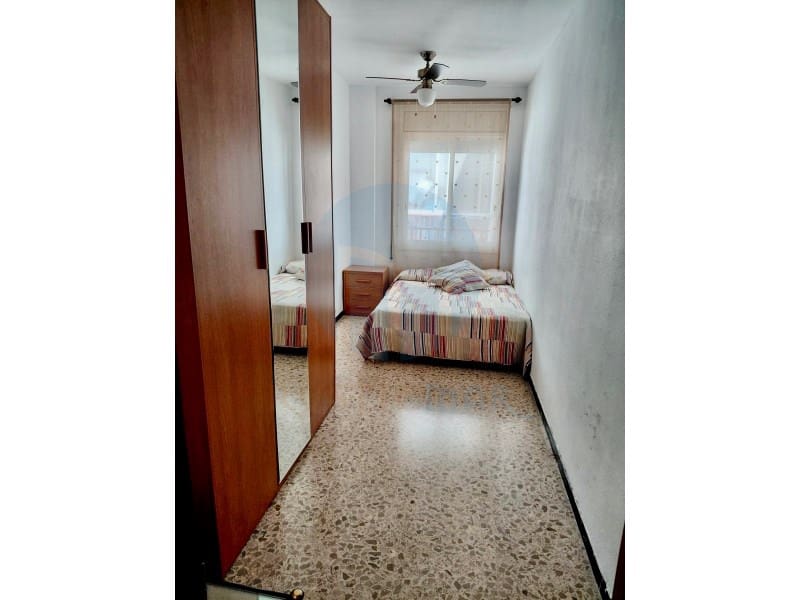 4 bedroom Apartment for sale in L'Ampolla with garage - € 175,000 (Ref: 10017308)