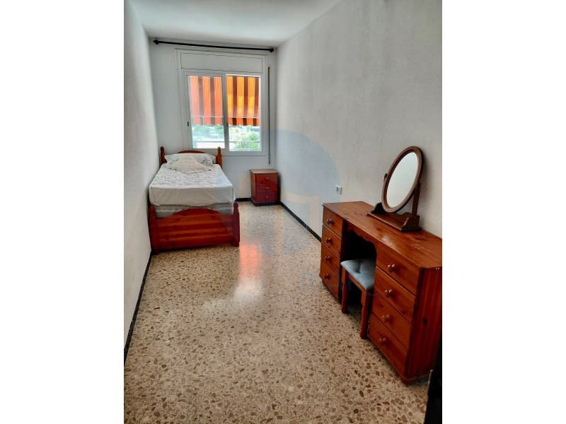 4 bedroom Apartment for sale in L'Ampolla with garage - € 175,000 (Ref: 10017308)