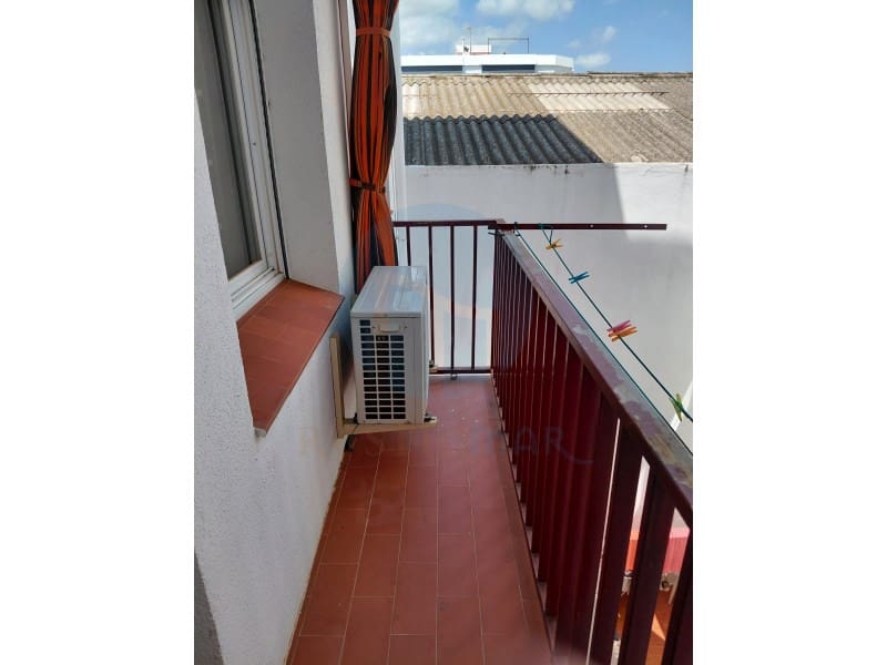 4 bedroom Apartment for sale in L'Ampolla with garage - € 175,000 (Ref: 10017308)