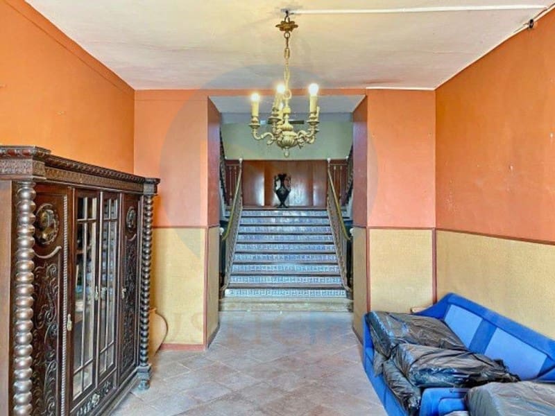 10 Zimmer Villa zu verkaufen in Tortosa mit Pool - 950.000 € (Ref: 10131437)