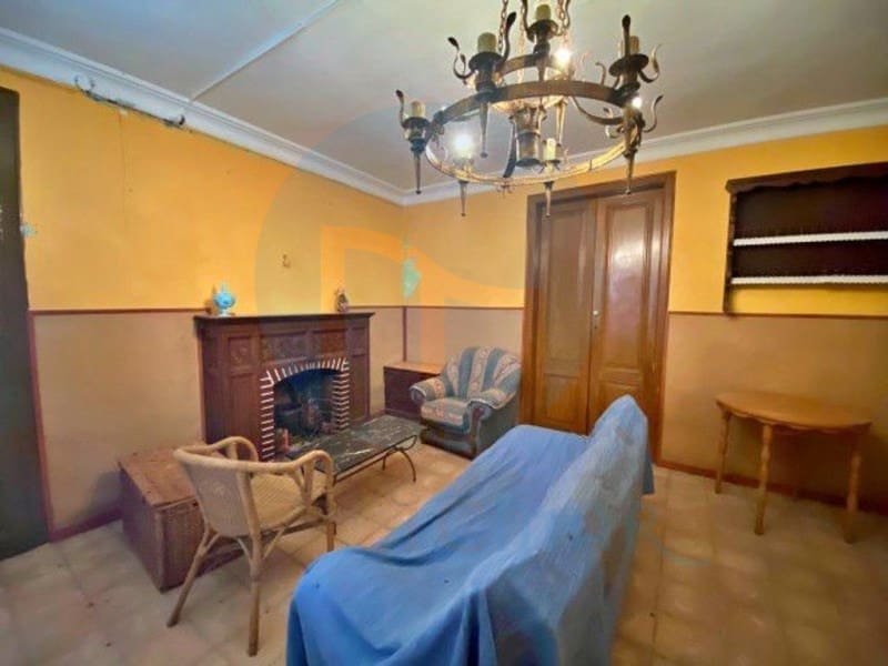 10 Zimmer Villa zu verkaufen in Tortosa mit Pool - 950.000 € (Ref: 10131437)