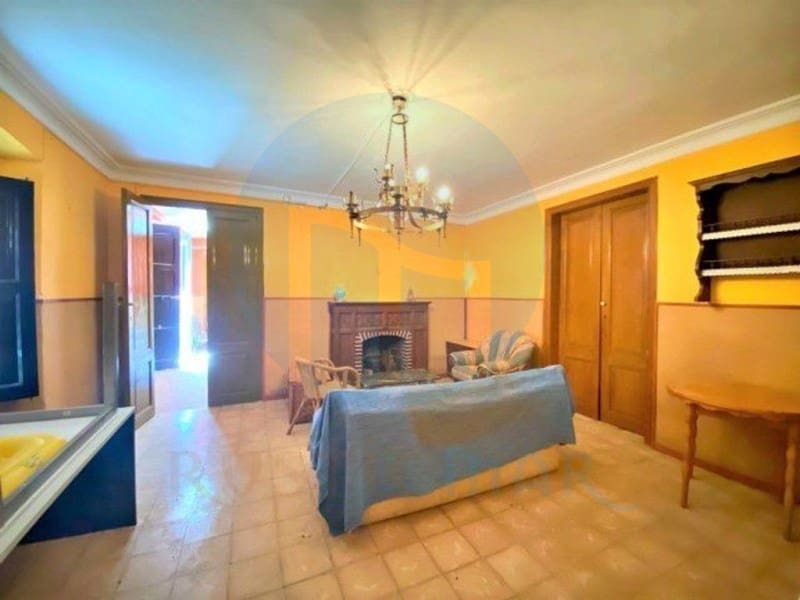 10 Zimmer Villa zu verkaufen in Tortosa mit Pool - 950.000 € (Ref: 10131437)