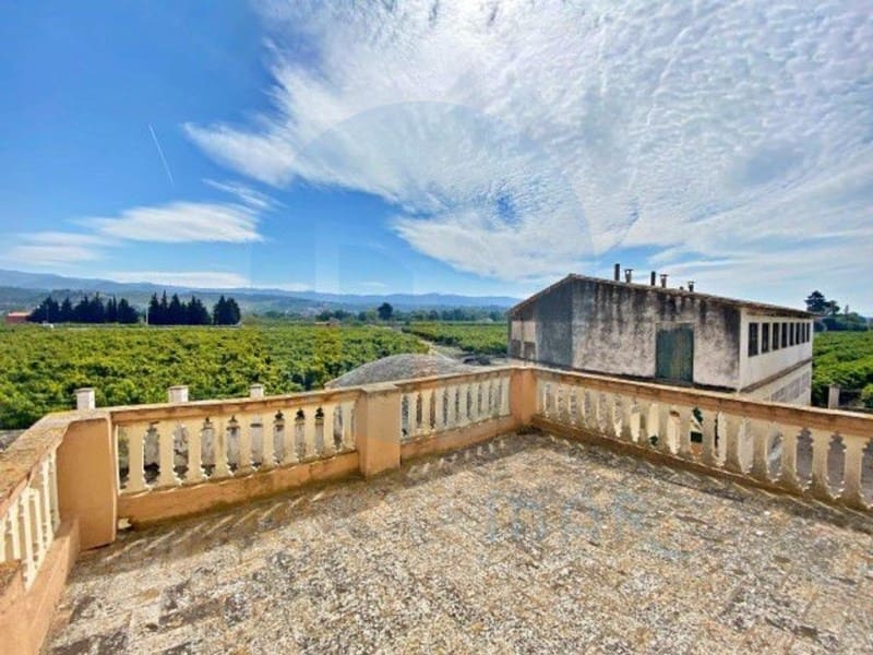 10 Zimmer Villa zu verkaufen in Tortosa mit Pool - 950.000 € (Ref: 10131437)