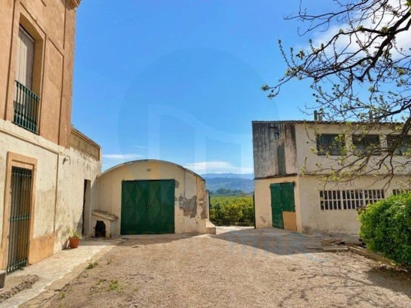 10 Zimmer Villa zu verkaufen in Tortosa mit Pool - 950.000 € (Ref: 10131437)