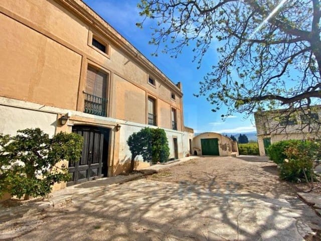 10 Zimmer Villa zu verkaufen in Tortosa mit Pool - 950.000 € (Ref: 10131437)